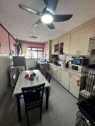 Blk 241 Jurong East Street 24 (Jurong East), HDB 3 Rooms #554592641